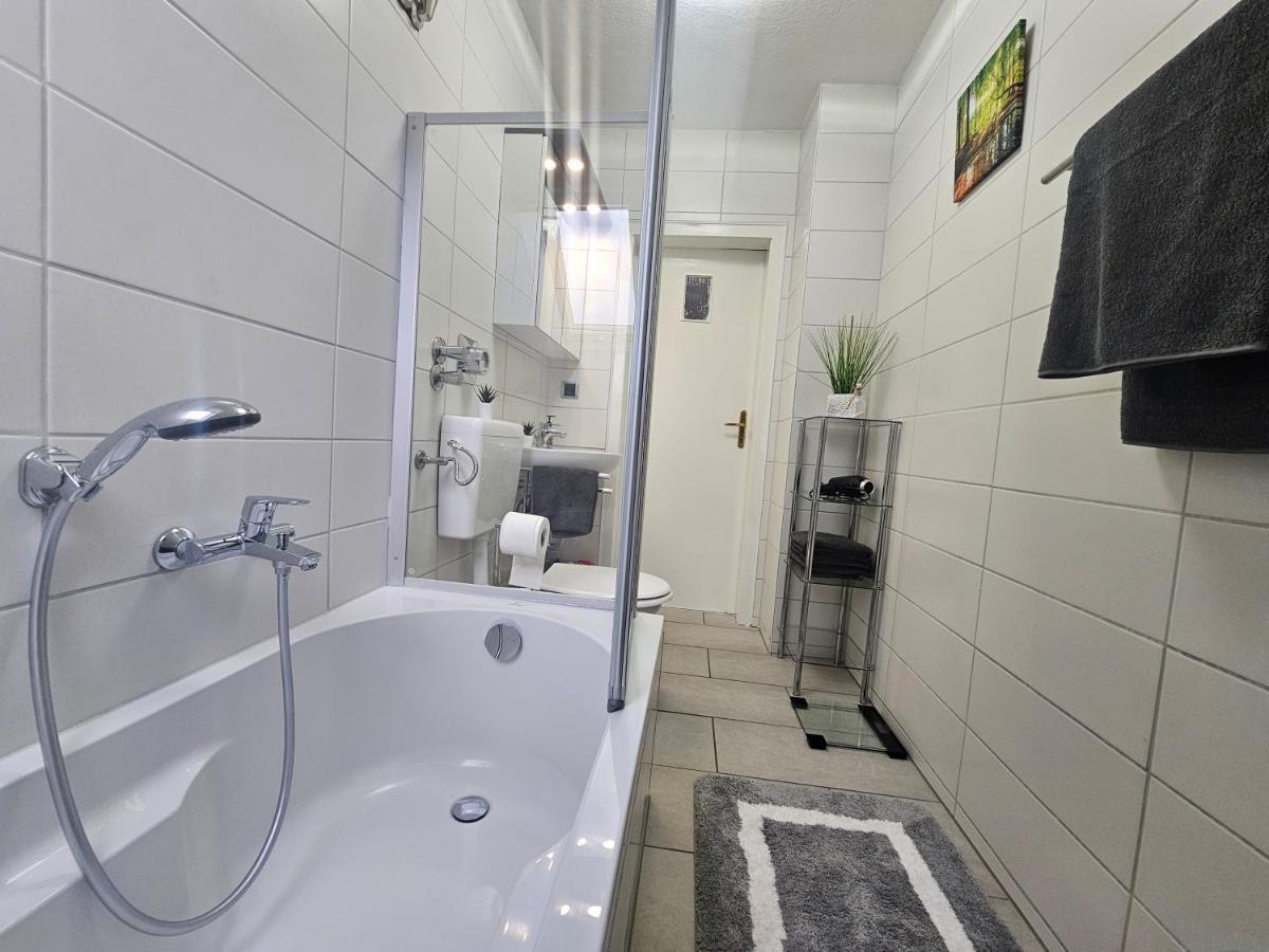 Exklusives Und Helles Dachgeschoss-Apartment No 3 Im Zentrum Von Kassel, Schnelles 1Gbit Internet, Geschirrspueler, Boxspringbetten Екстер'єр фото